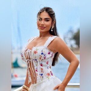 Floral Tie-Front Top brand new never worn